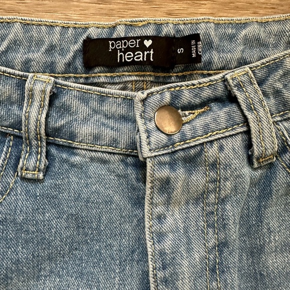 Paper Heart medium wash red ribbon cropped side striped jeans, frayed hem Size S - Picture 2 of 4